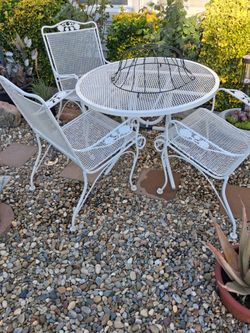 Patio furniture! Prices starting from $160 pick your item you like must Go! Negotiable No Resonable Offer Refused