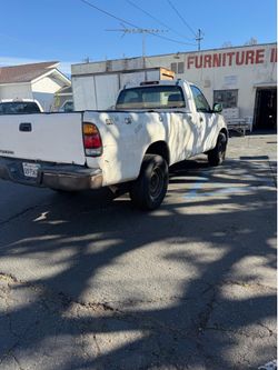2003 Toyota tundra 8 ft bed