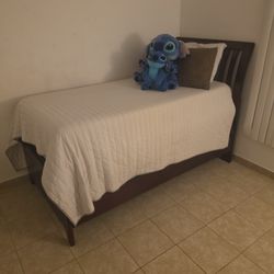 Twin bed all included