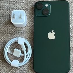 iPhone 13 , 128GB  , UNLOCKED for All Carrier,  Clean And Clear,  Excellent Condition 