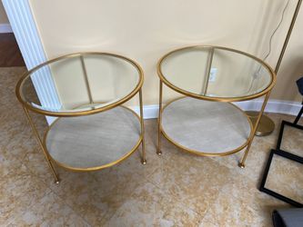 Gorgeous Pair of Gold Glass and Shagreen Tables in Excellent Condition 24h x 25 dia Smoke and pet free household