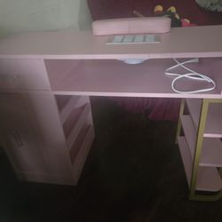 Nail Desk