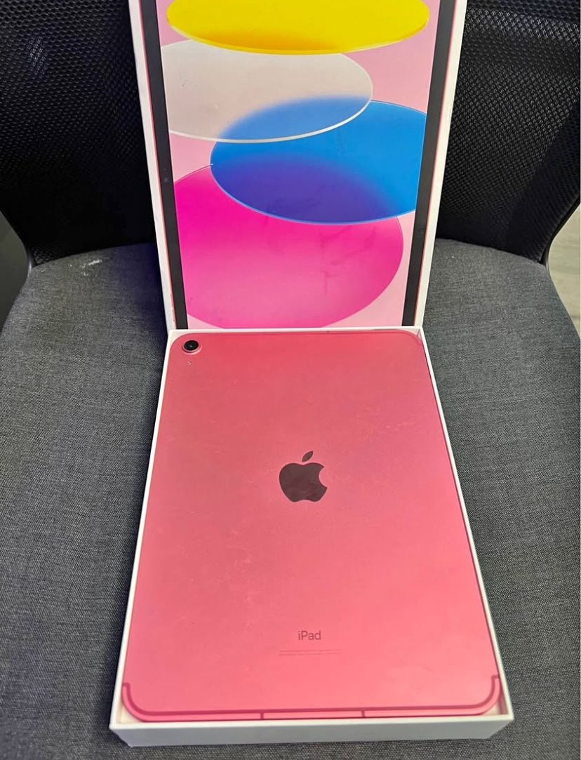 PINK iPad 10th Generation ( BRAND NEW READ DESC)