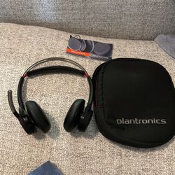 Plantronics Voyager Focus Headset 
