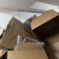 Free Moving Boxes 