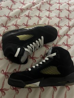 Jordan 5 Metallic Size 4.5y/6 Women