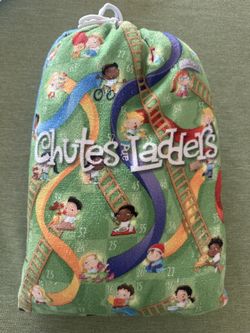Hasbro Chutes And Ladders Tote Bag Blanket Game