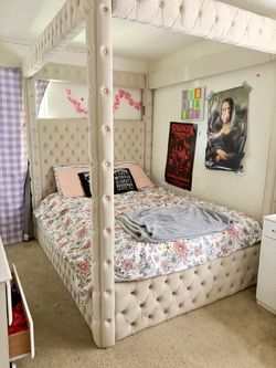 Tufted Four-Poster Canopy Bed Frame
