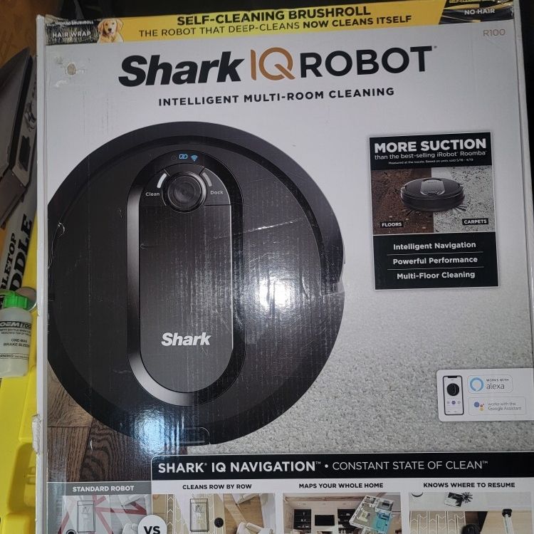 NEW Shark IQ Robot Vacuum Self Cleaning