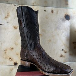 BRONZER CHOCOLATE IM BOOT