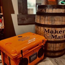 48 Quart Monkey Shoulder Whiskey Hard Cooler With Built In Blue Tooth Speakers 