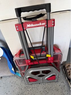 Milwaukee dolly