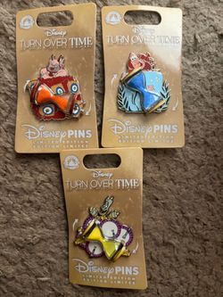 Disney Pin Set