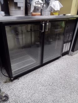 Two door commercial refrigerator