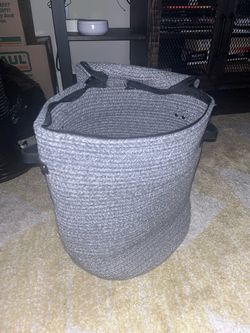 Storage basket