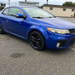 2015 Kia Forte Coup 5-speed Manual 175k Miles Runs Looks Good Clean title 