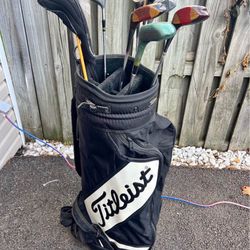 Titleist Vintage Golf Bag with Various clubs