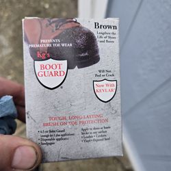 Boot guard, brush on toe protection