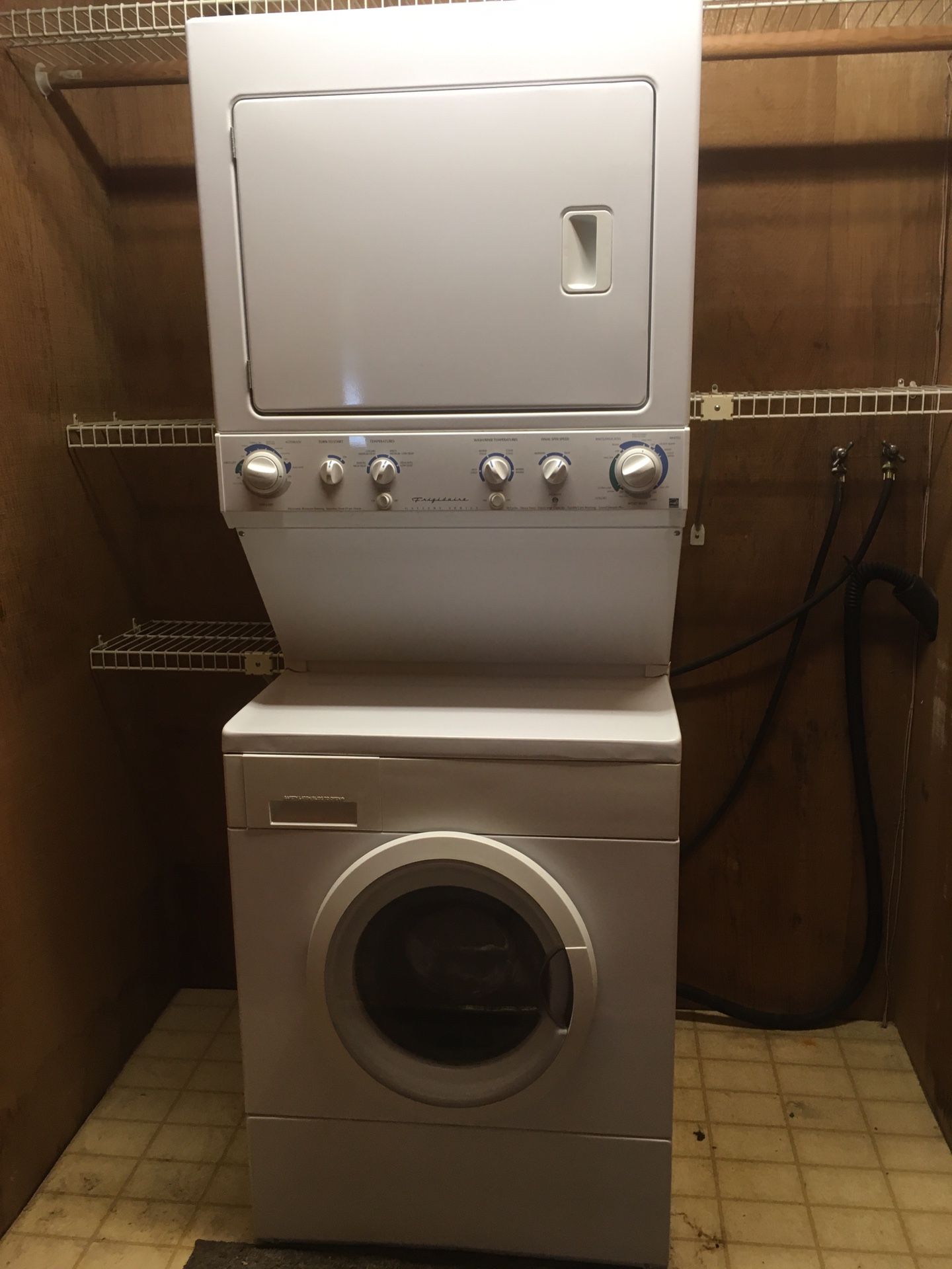 Figidaire Stackable Washer And Dryer