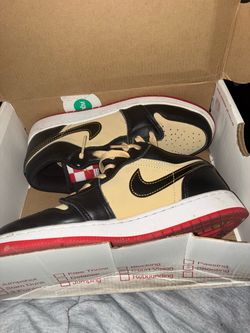 Nike Shoes Size 4.5 – Used