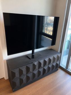 65 inch Onn tv