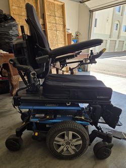 Quantum Edge 3 Electric Wheelchair