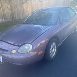 Ford Taurus LX