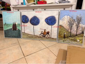 European-style living room decorative art: modern minimalist triptych for the sofa backdrop wall.