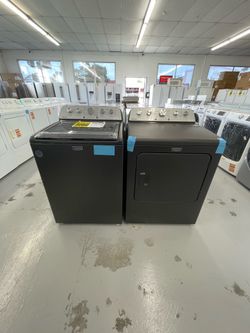 Maytag Set Washer 4.8 Cu Ft and Dryer Gas 7.0 Cu Ft Extra Power