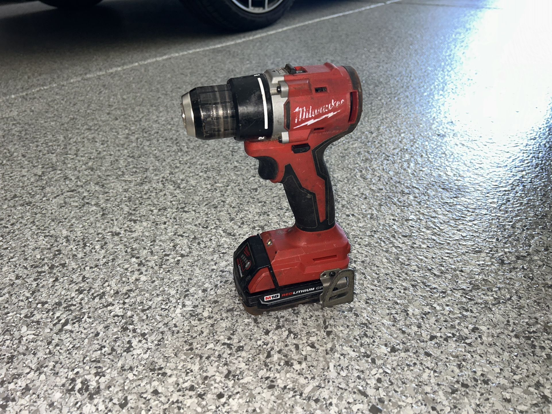Milwaukee 18v Drill With Red Lithium Battery!