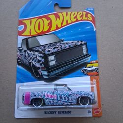 Hot Wheels 🔥 🌶83 Chevy Silverado 