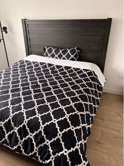 Queen size bed frame with mattress