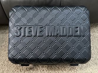 NEW Steve Madden Black Quilted Hard Shell Cosmetic Makeup Travel Train Case