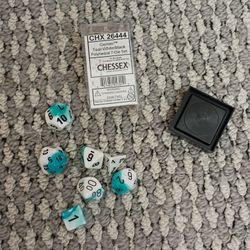 Chessex 26444 Role Playing Dice 