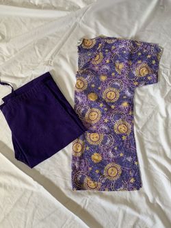 Small Scrubs size small