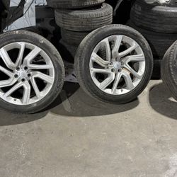 Rin lan Rover 275/45 R21