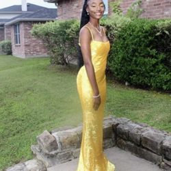 PROM DRESS