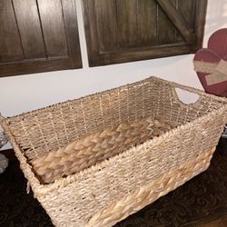 Rectangle Basket w/Handles