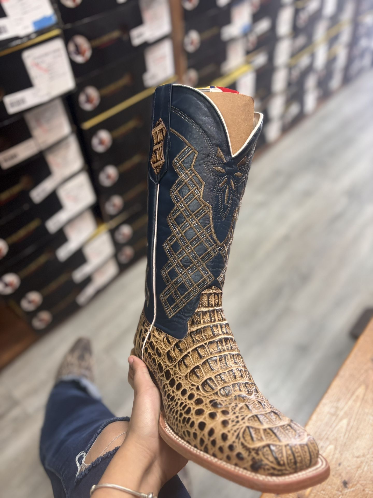 men boots 