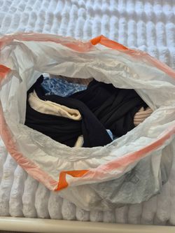 Free bag of women's clothes