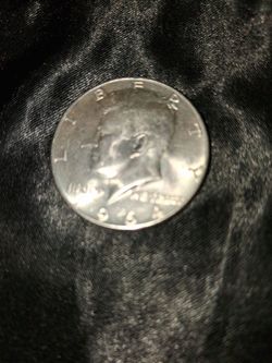 1964 almost mint uncirculated 50 cent piece