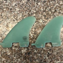 Surfboard fins futures fcs2 quad thruster center fin side bites 