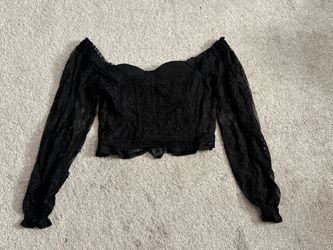 Black Lace Baby crop top- L- Hot Topic