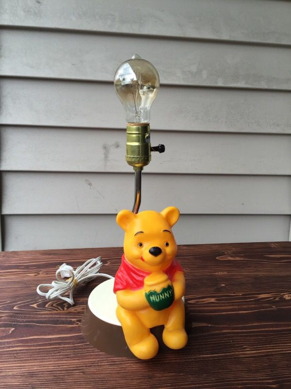 Vintage Winnie the Pooh lamp