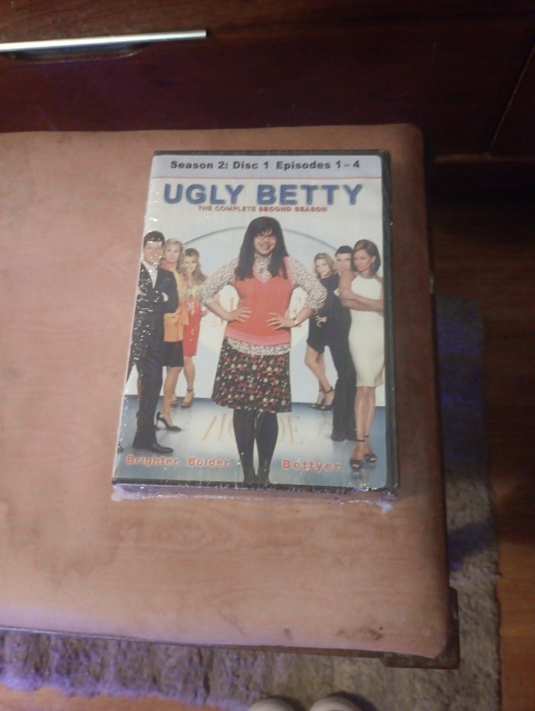 UGLY BETTY 