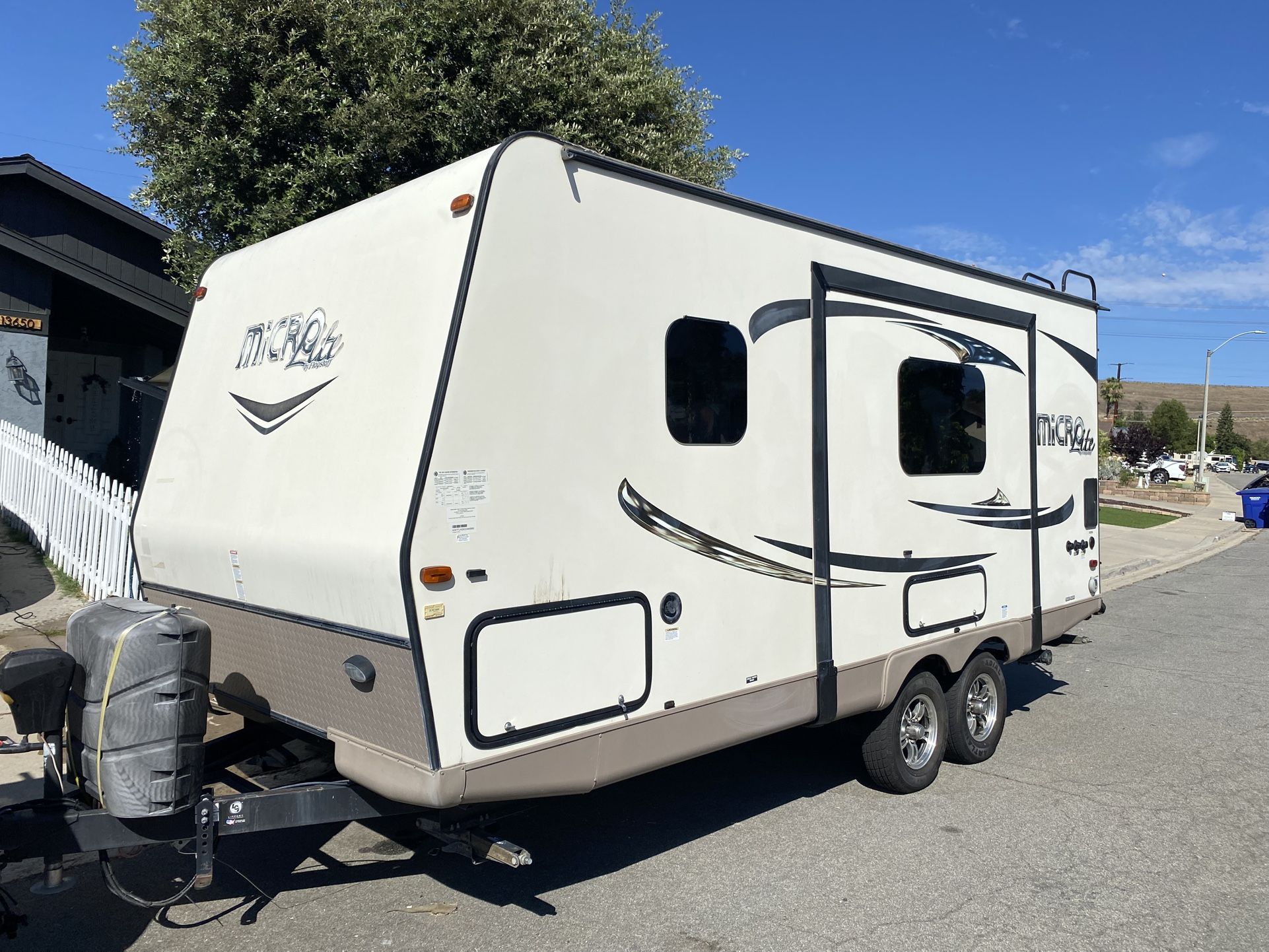 2016 Flagstaff Micro Lite