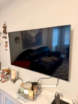 Samsung 50” Smart TV