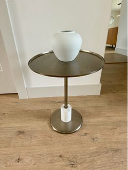 Modern round side table