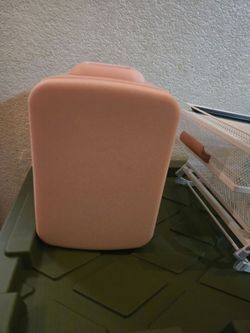 Mini fridge