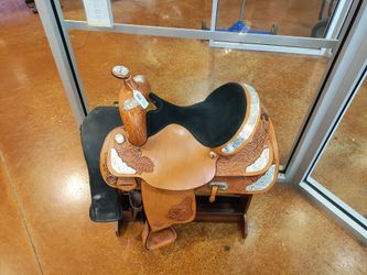 Saddle